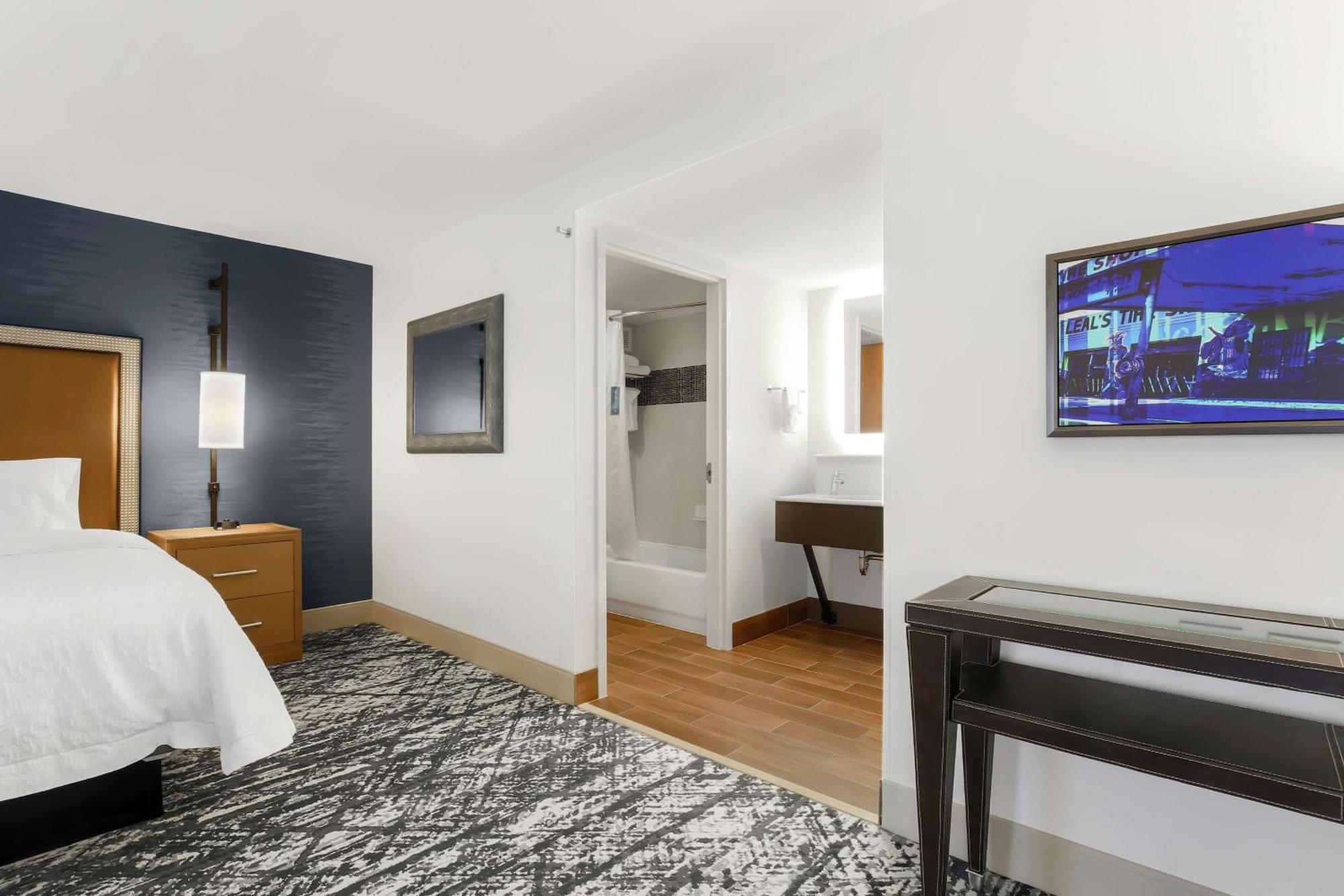 Hampton Inn & Suites Austin-Downtown/Convention Center المظهر الخارجي الصورة