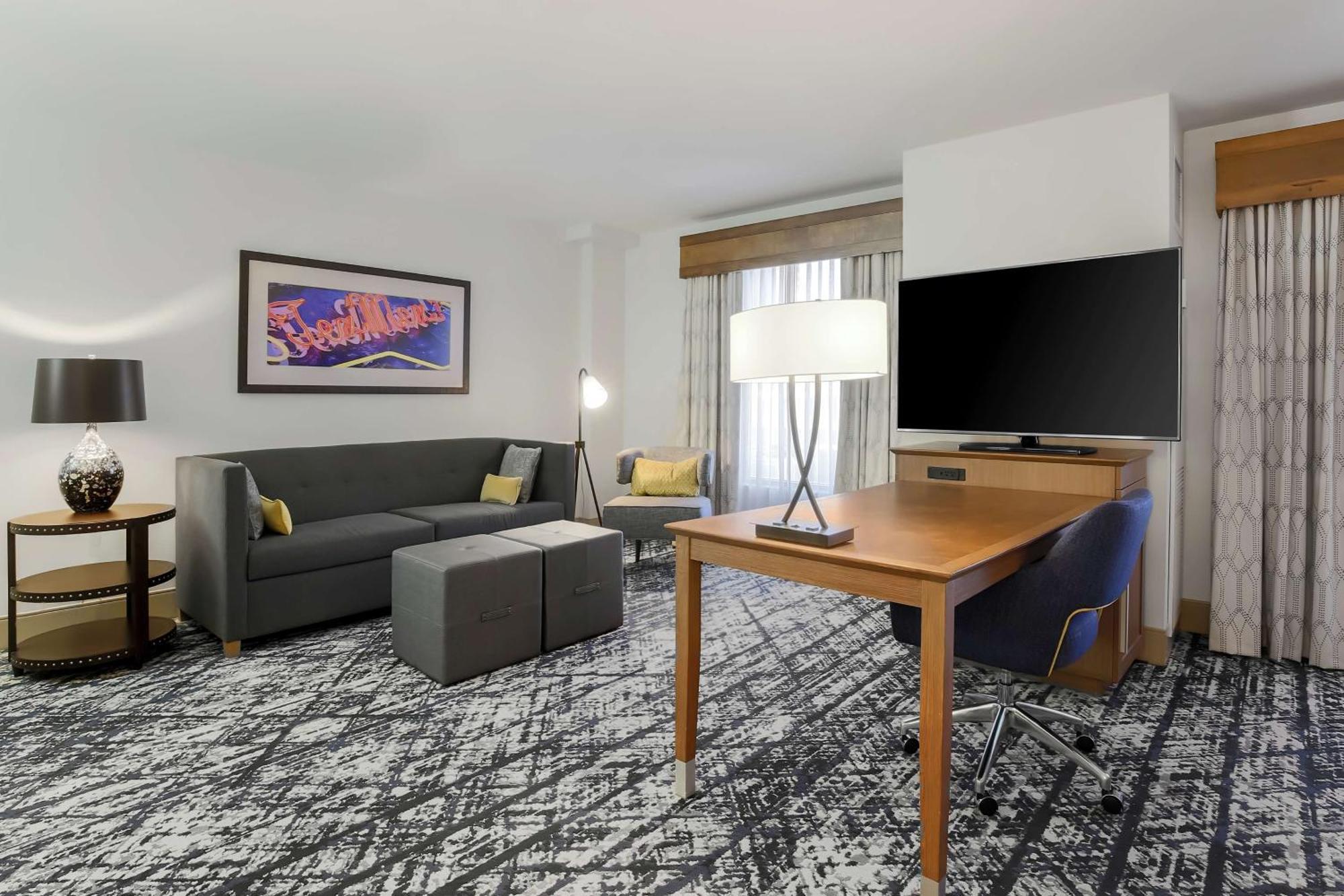 Hampton Inn & Suites Austin-Downtown/Convention Center المظهر الخارجي الصورة